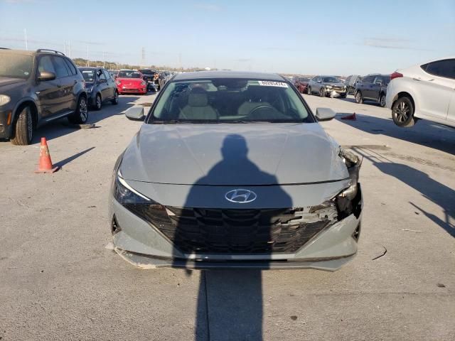 2021 Hyundai Elantra SE