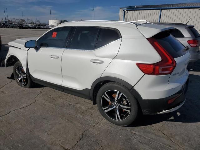 2023 Volvo XC40 Plus