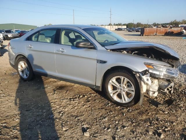 2017 Ford Taurus SE