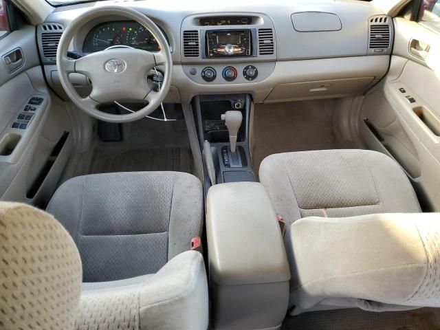 2004 Toyota Camry LE