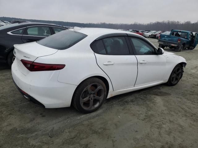 2017 Alfa Romeo Giulia Q4