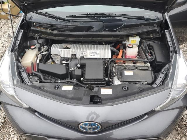 2016 Toyota Prius V