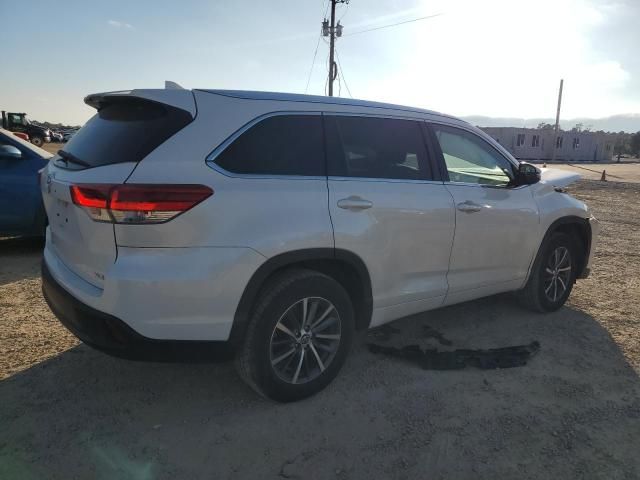 2018 Toyota Highlander SE