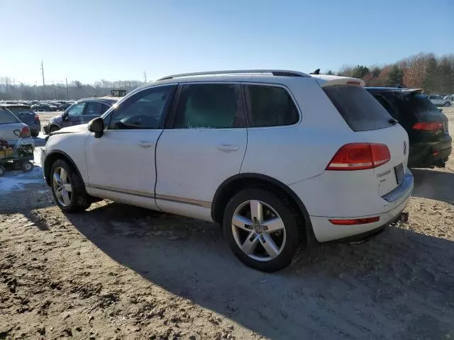 2014 Volkswagen Touareg V6