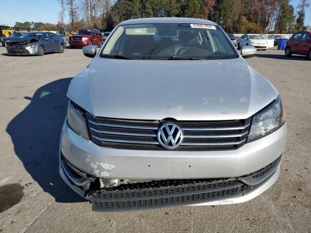 2014 Volkswagen Passat S