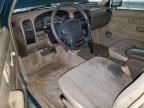 1997 Nissan Truck King Cab SE