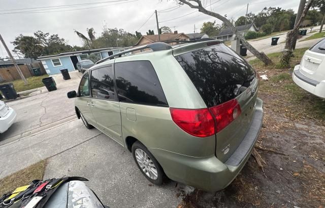 2008 Toyota Sienna XLE