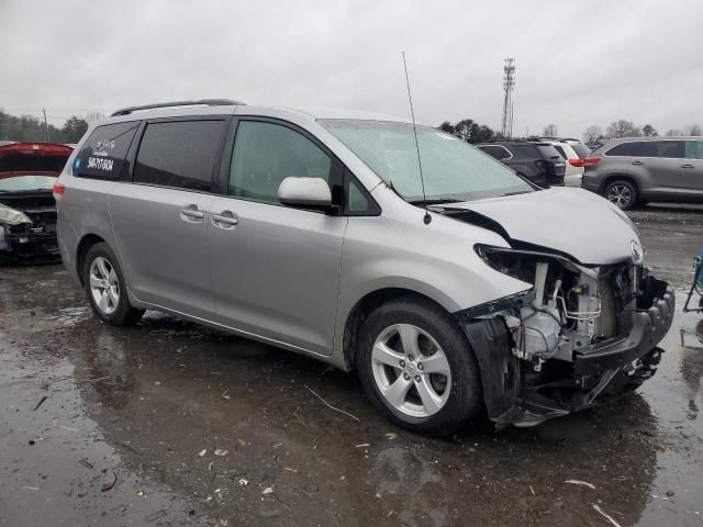 2011 Toyota Sienna LE