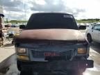 2004 GMC Safari XT