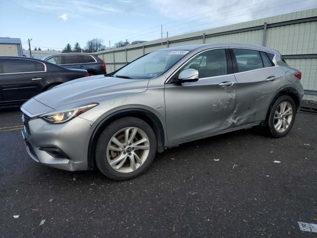 2017 Infiniti QX30 Base