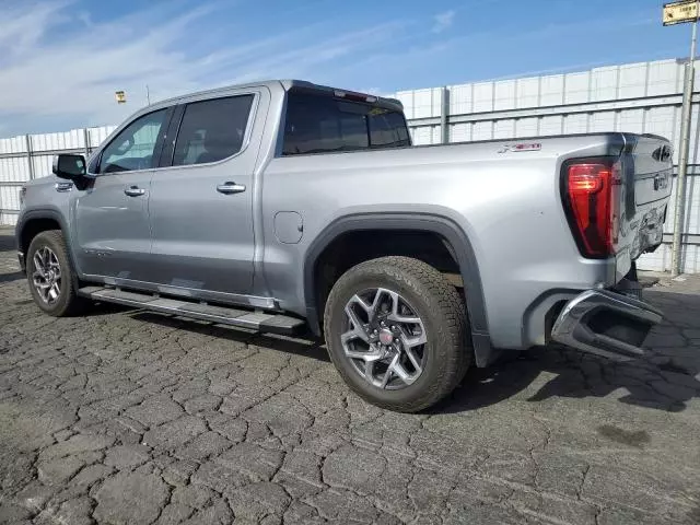 2024 GMC Sierra K1500 SLT