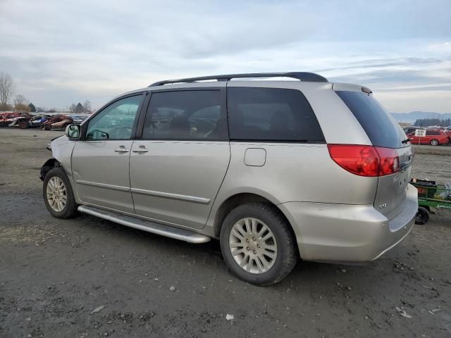 2008 Toyota Sienna XLE