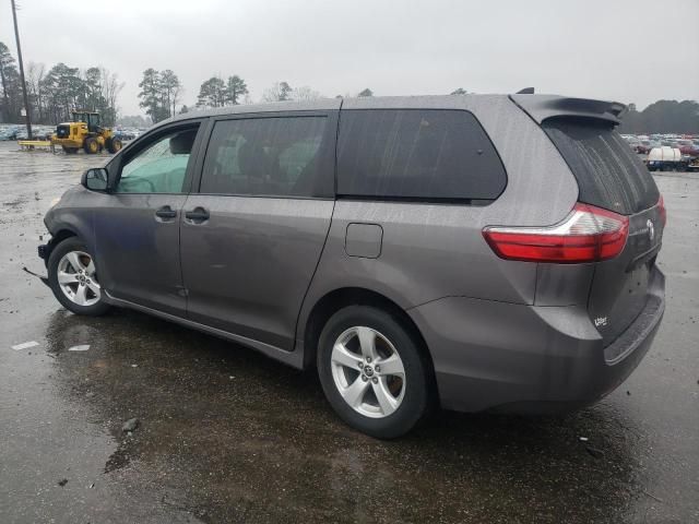 2020 Toyota Sienna L