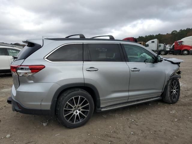 2018 Toyota Highlander SE