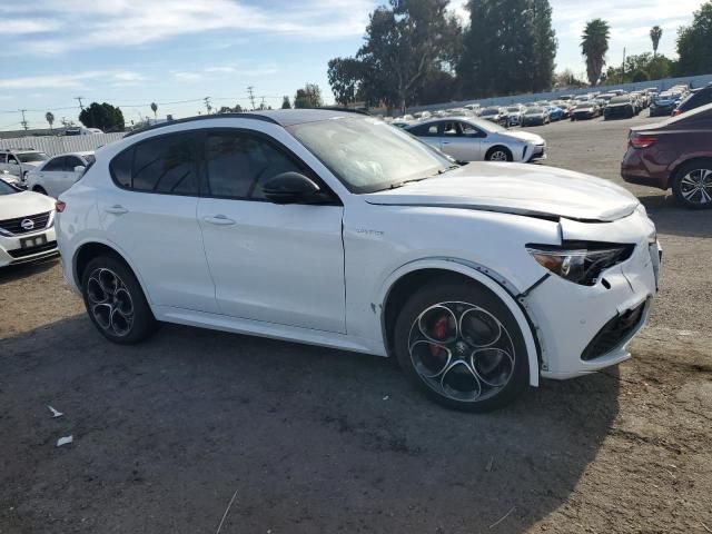 2023 Alfa Romeo Stelvio TI