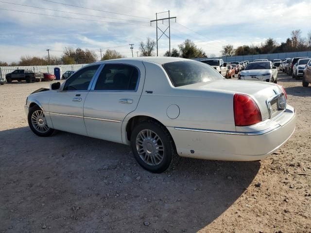 2006 Lincoln Town Car Signature Limited