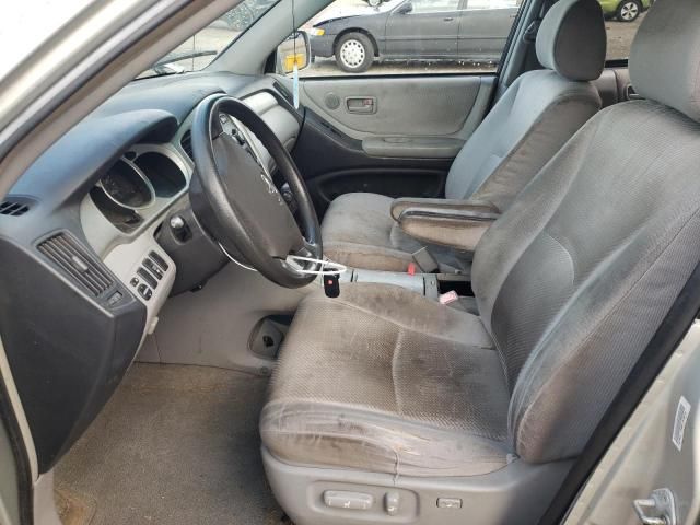 2004 Toyota Highlander Base