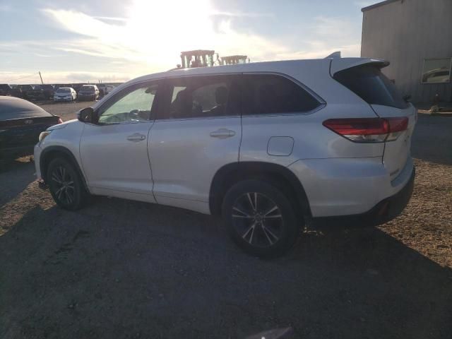 2018 Toyota Highlander LE