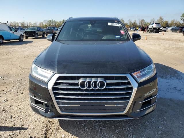 2018 Audi Q7 Premium Plus