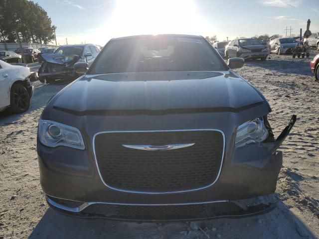 2015 Chrysler 300 Limited