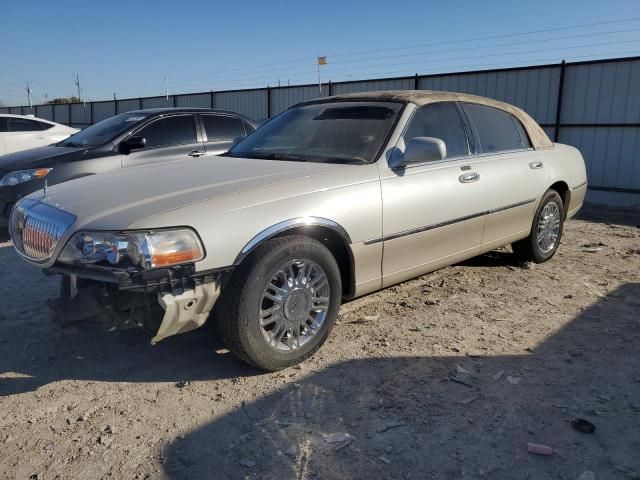 2006 Lincoln Town Car Signature Limited