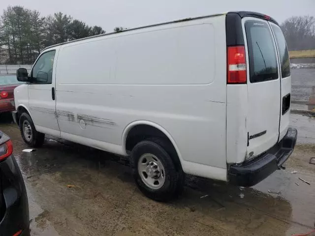 2017 Chevrolet Express G2500