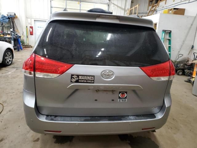 2012 Toyota Sienna XLE