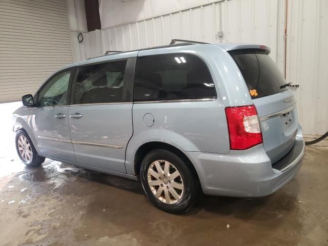 2013 Chrysler Town & Country Touring