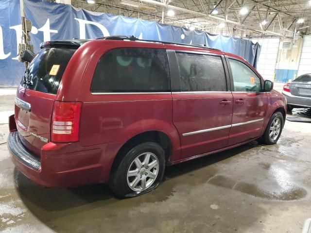 2010 Chrysler Town & Country Touring Plus