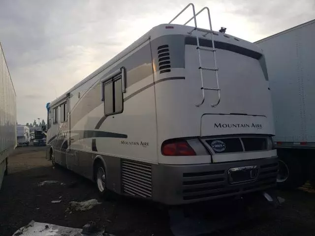 2001 Freightliner Chassis X Line Motor Home