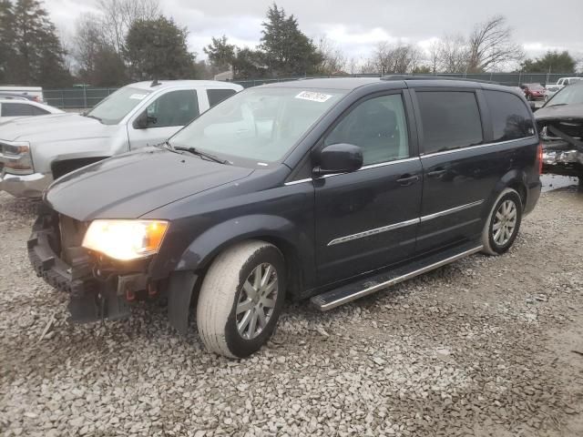 2013 Chrysler Town & Country Touring