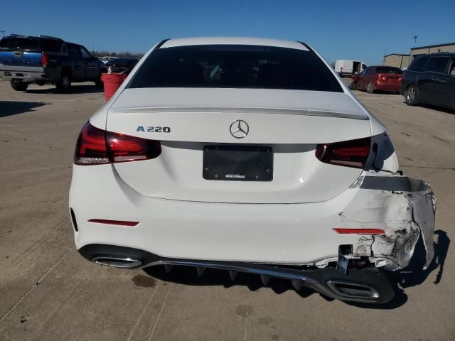 2019 Mercedes-Benz A 220