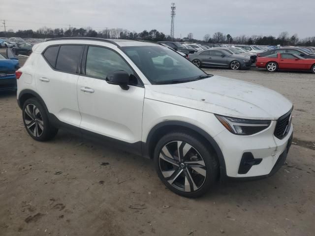 2023 Volvo XC40 Plus