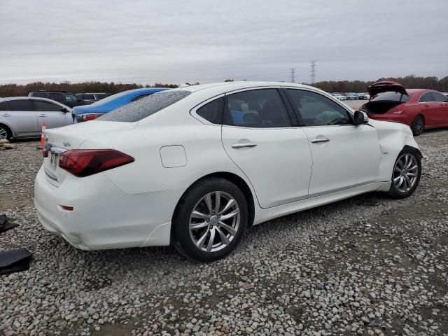 2015 Infiniti Q70 3.7