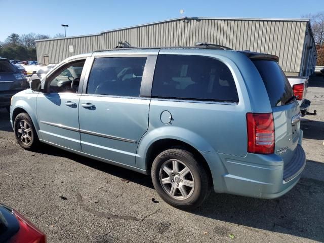 2010 Chrysler Town & Country Touring