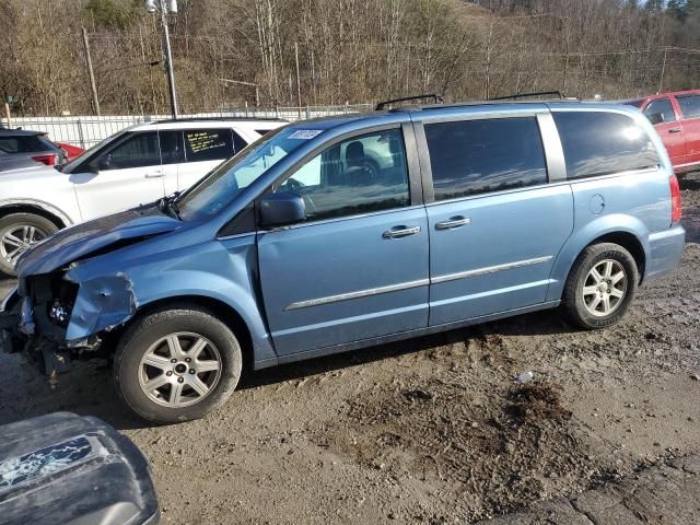 2011 Chrysler Town & Country Touring