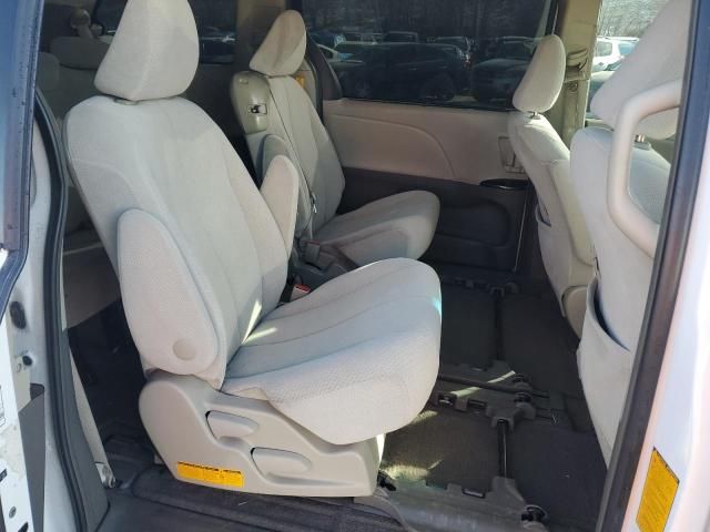 2012 Toyota Sienna LE