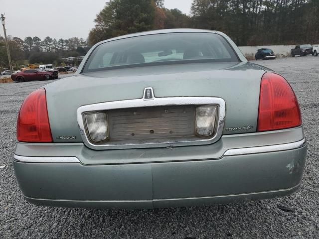 2006 Lincoln Town Car Signature