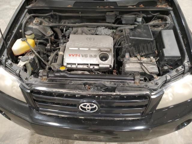 2004 Toyota Highlander Base