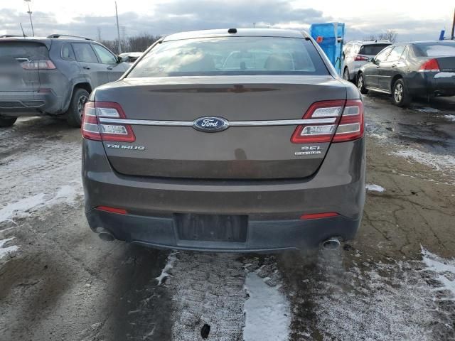 2015 Ford Taurus SEL