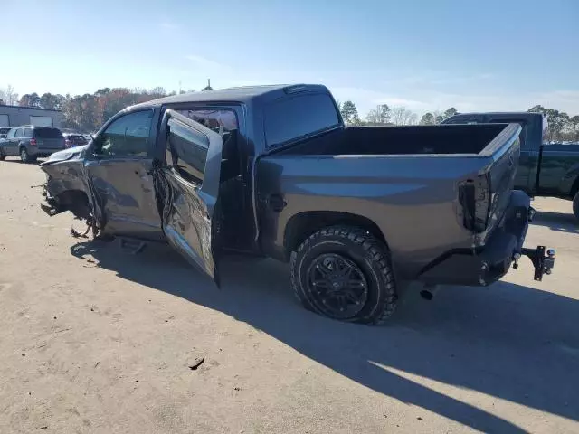 2015 Toyota Tundra Crewmax SR5