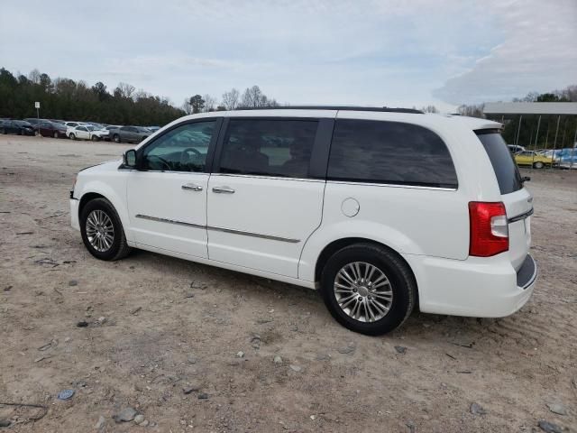 2013 Chrysler Town & Country Touring L