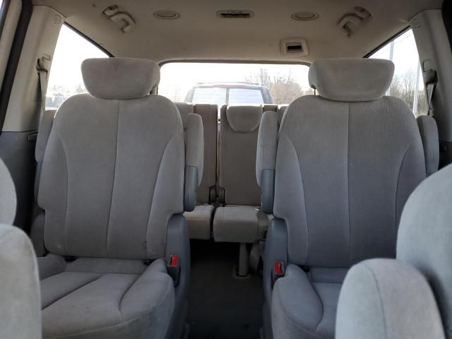 2008 KIA Sedona EX