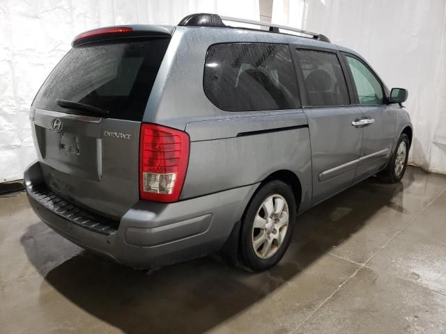 2007 Hyundai Entourage GLS