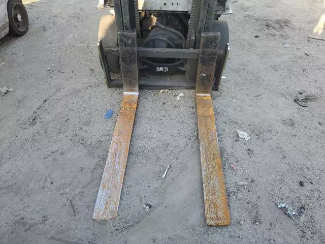 2015 Nissan Forklift