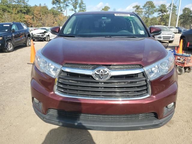 2015 Toyota Highlander LE