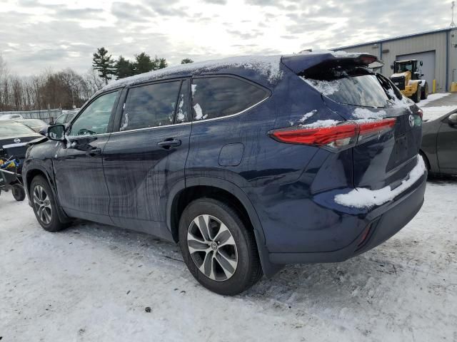 2021 Toyota Highlander XLE