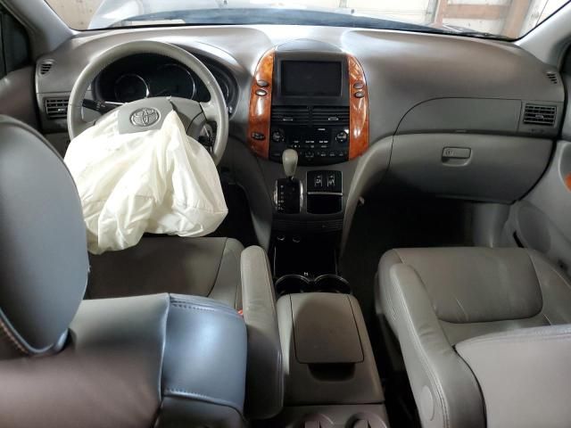 2008 Toyota Sienna XLE