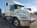 2015 Mack 600 CXU600