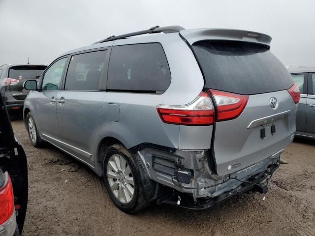 2017 Toyota Sienna XLE